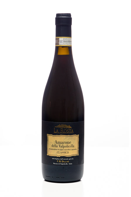 Bottiglia in vetro di vino rosso amarone valpollicella della cantina La Rosta