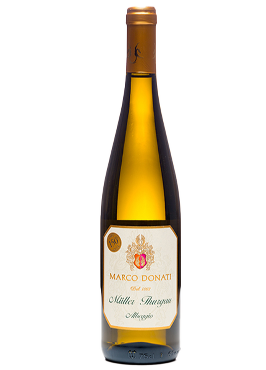 bottigla di vino bianco muller thurgau cantina marco donati